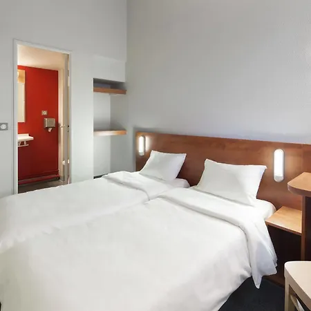 Hotel Lorient 2*